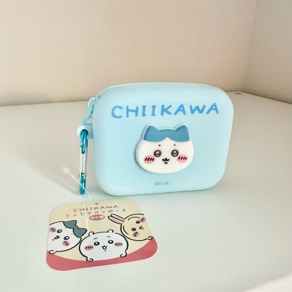 NWT Nagano Chiikawa Hachiware Mini Silicone Pouch 9cm